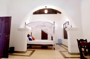 Отель Villa Helvetia  Галле